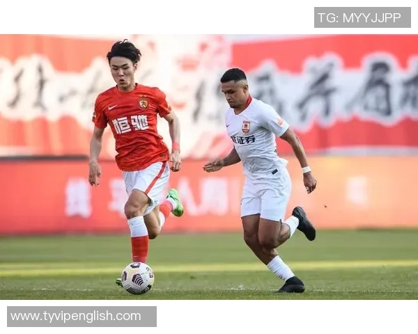 足球新星库里南:从青训到职业赛场的崛起与挑战 足球新星库里南:从青训到职业赛场的崛起与挑战